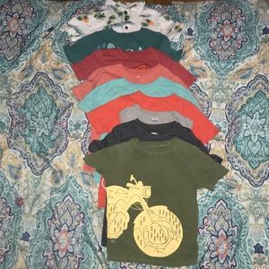 Bundle of Old Navy T Shirts